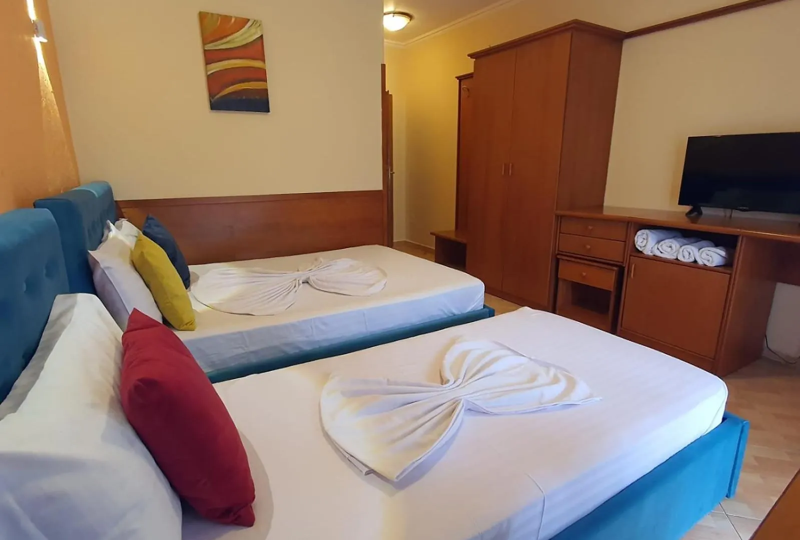 My Rooms Hotel تيرانا 3*,  ألبانيا